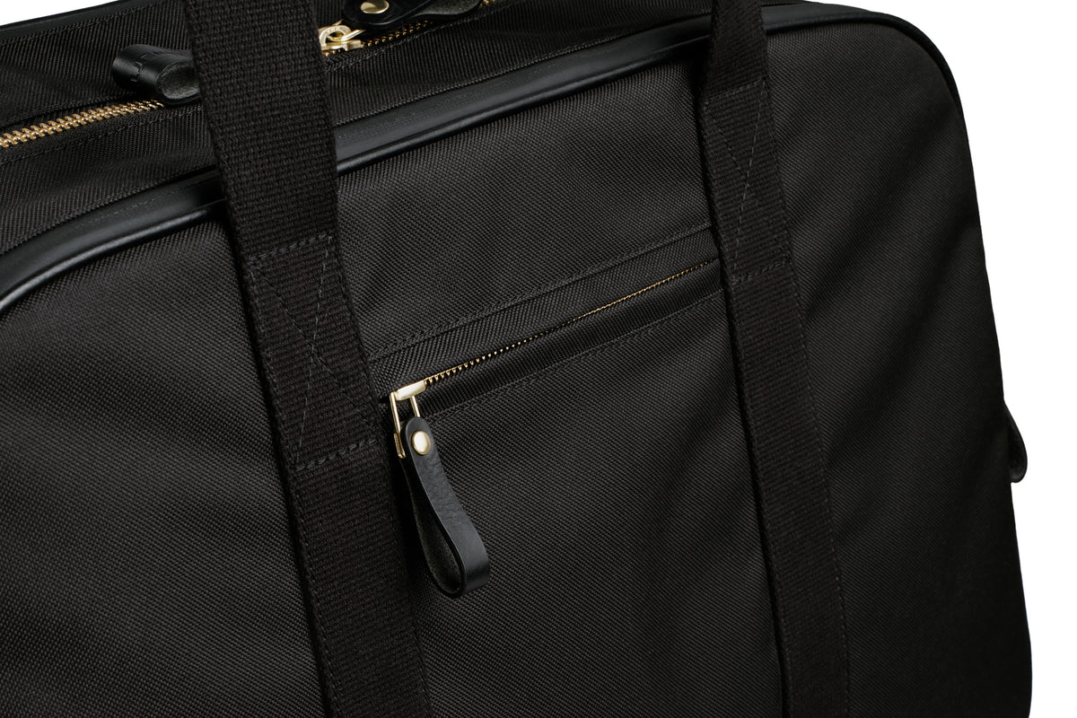 back view of the black sport duffel bag