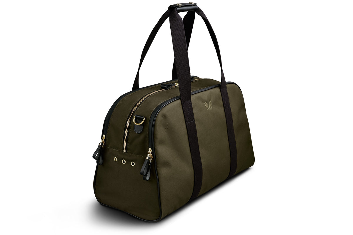 olive green sports holdall with a laptop compartment
