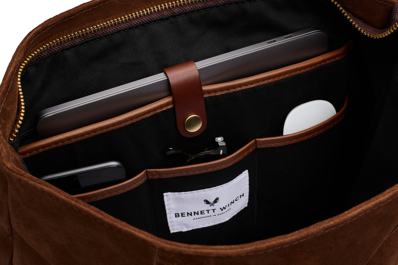 organization space for laptop and essentials in tote bag 