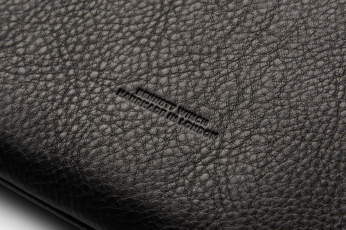 Flight Folio XL - Black Leather