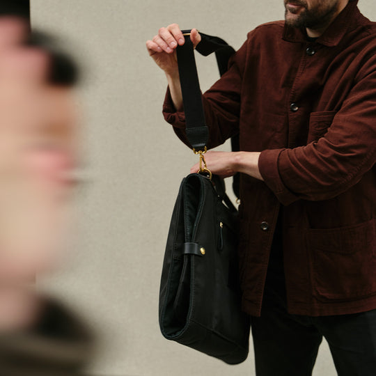 Black Tri-Fold Garment Bag | Suit Carrier Travel Bag