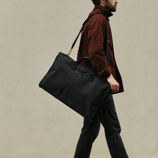 Black Tri-Fold Garment Bag | Suit Carrier Travel Bag