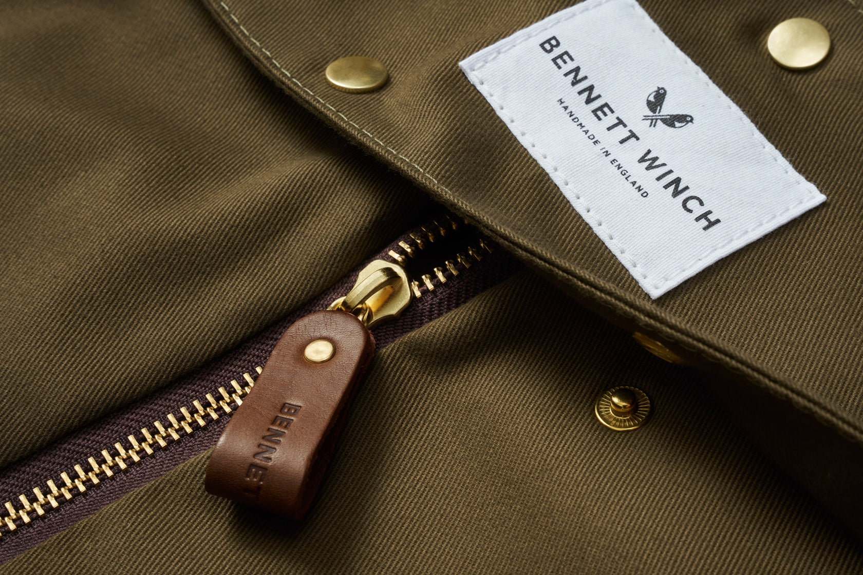 close up of suit carrier from Bennett Winch