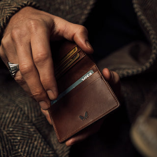 Best minimalist wallets for men in 2023, OPUMO Magazine