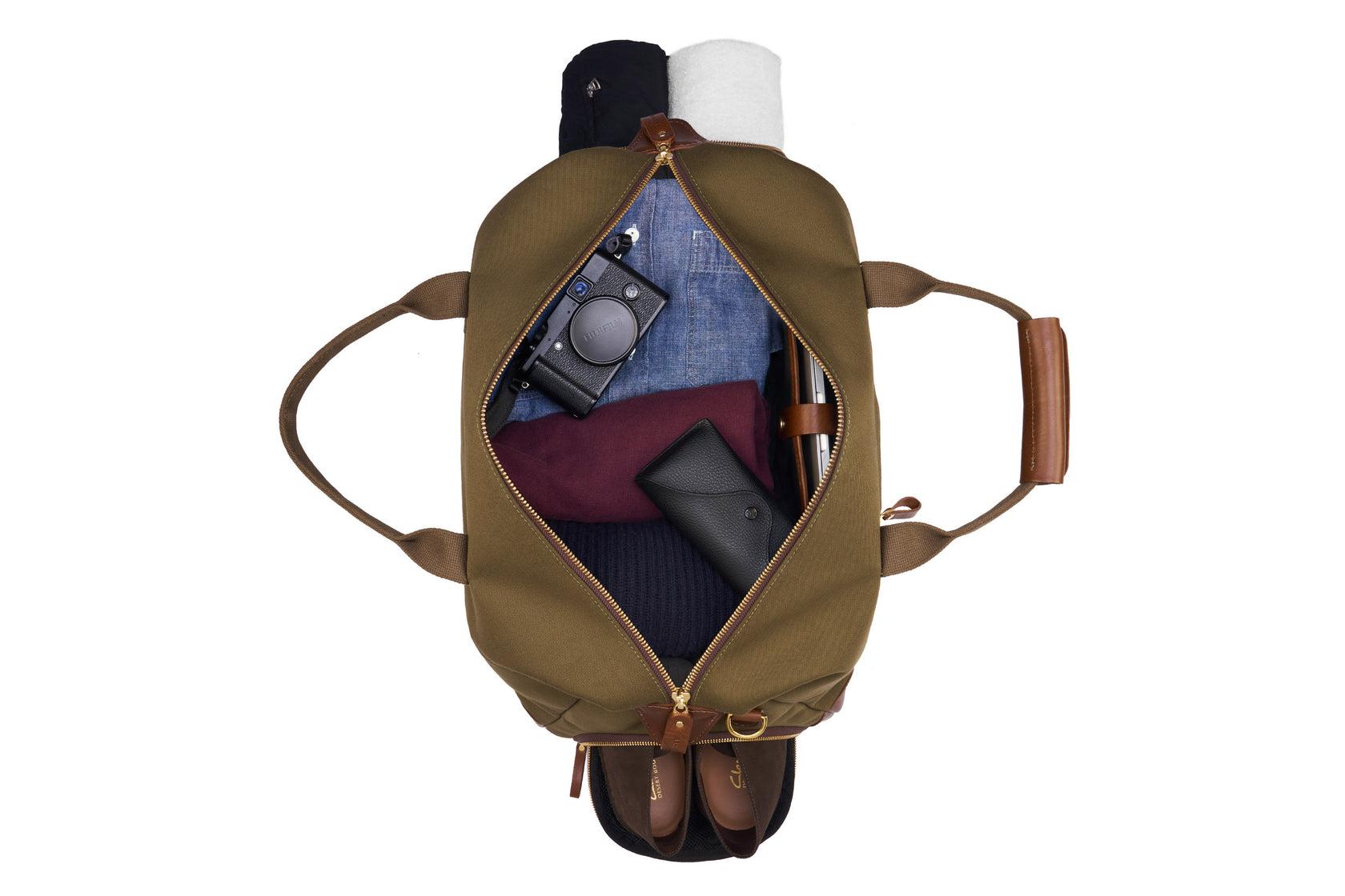 weekender bag open view in green